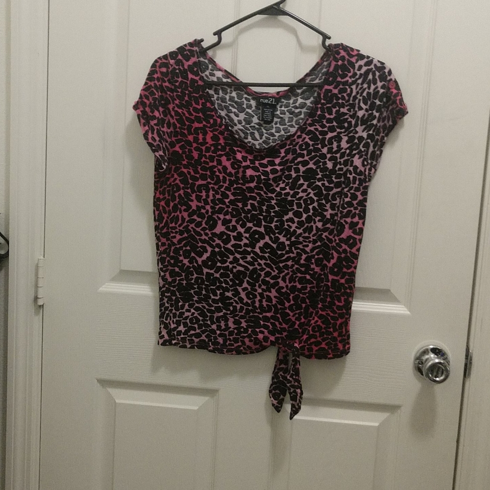Rue 21 top
